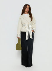 Meriana Cropped Trench Beige Polka Dot